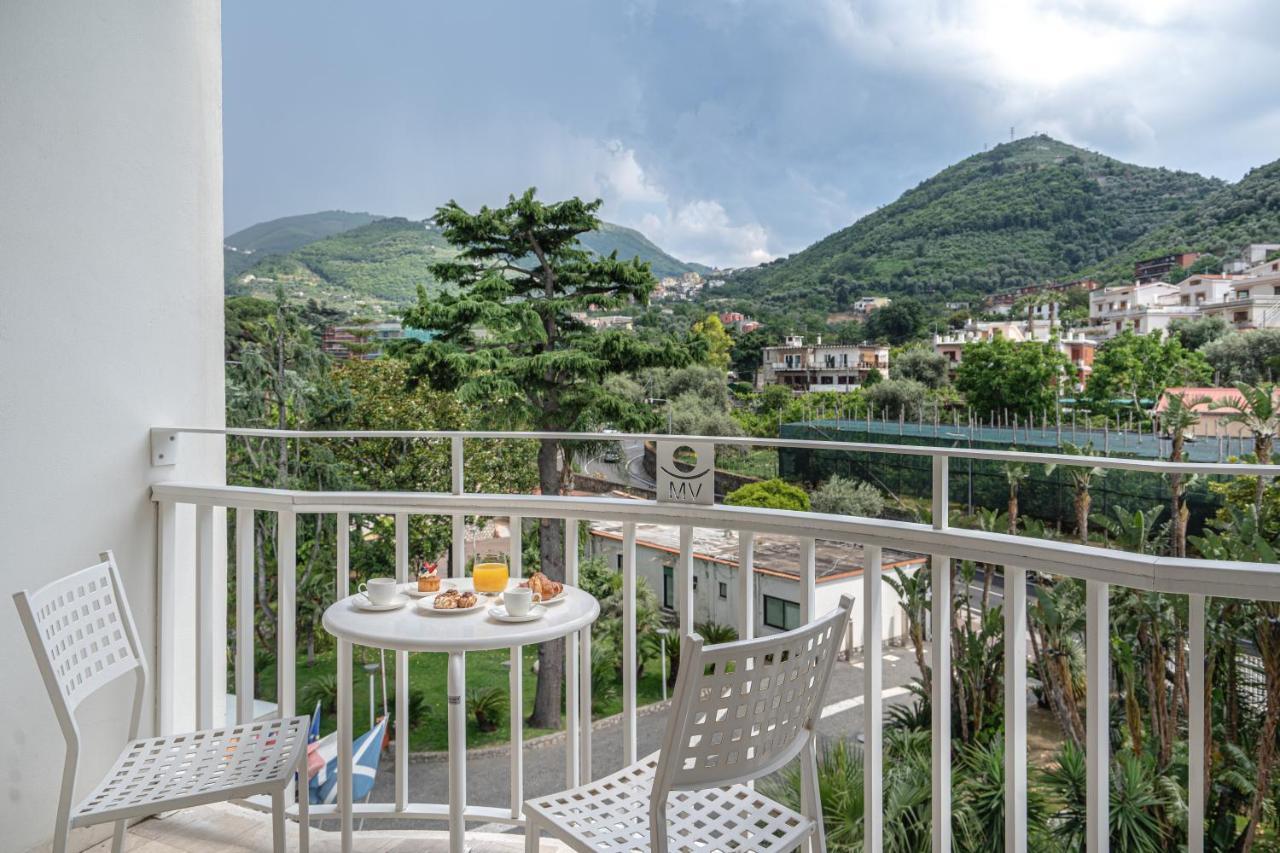 Grand Hotel Moon Valley Vico Equense Exterior foto