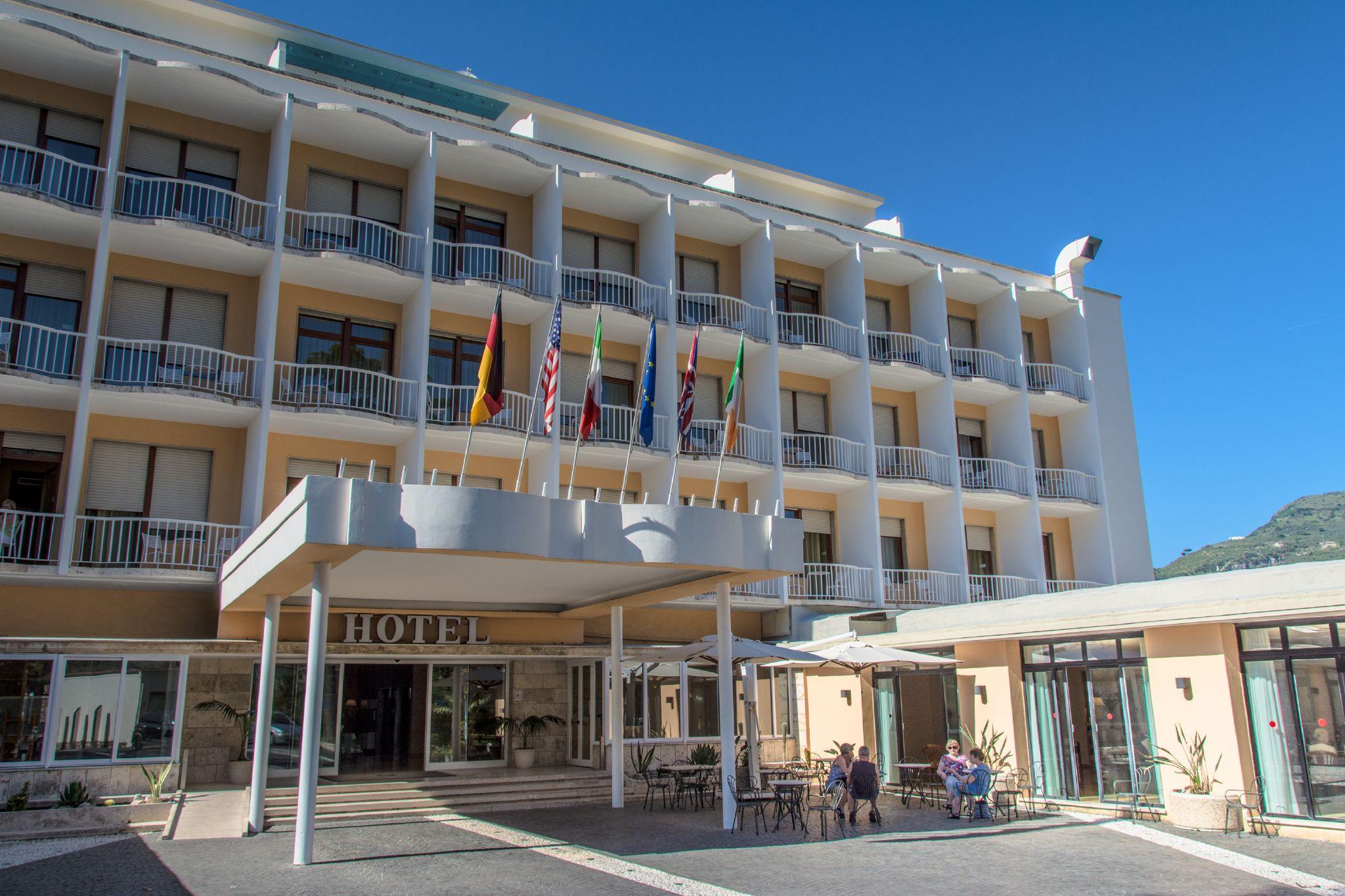Grand Hotel Moon Valley Vico Equense Exterior foto