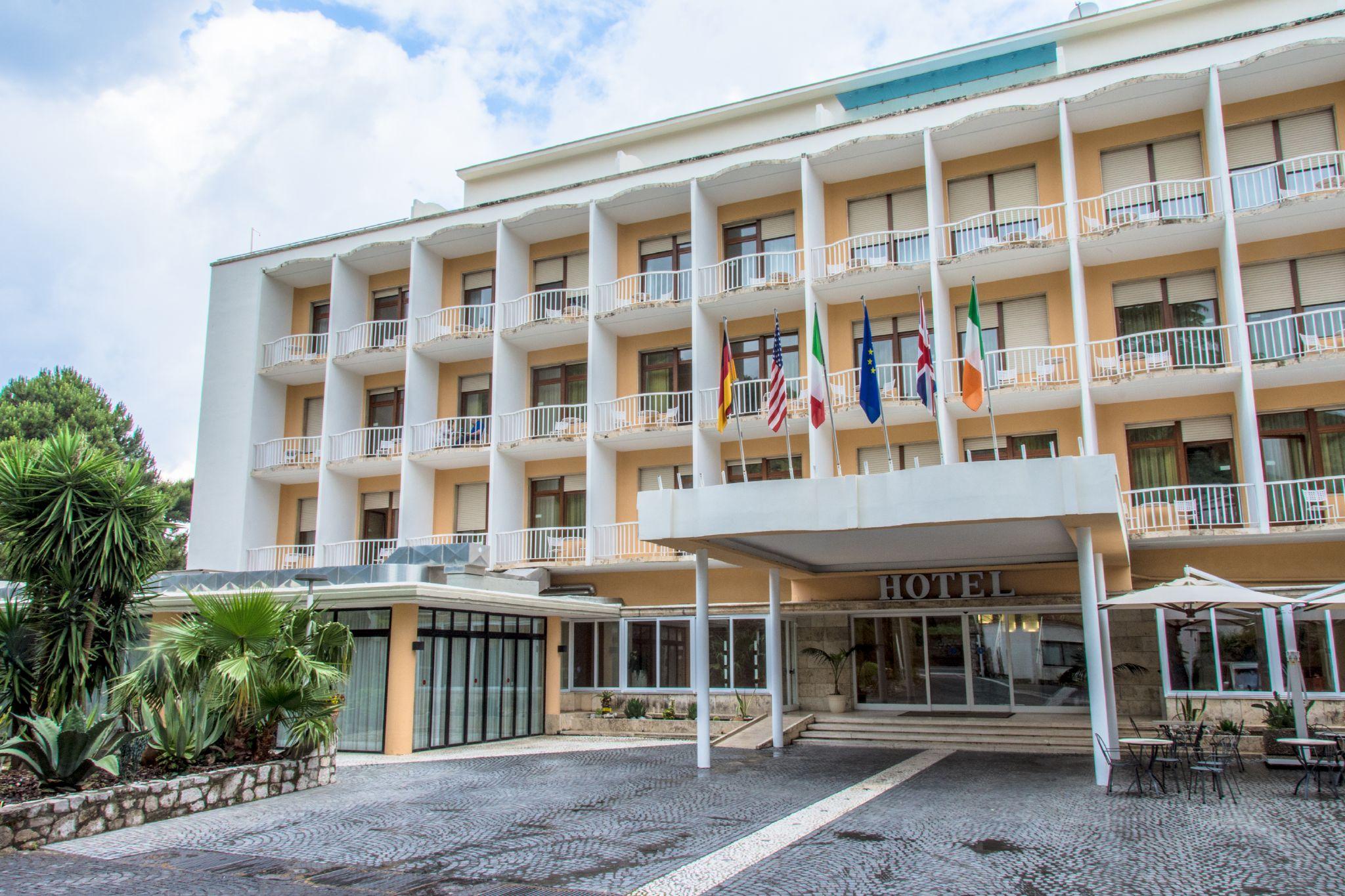 Grand Hotel Moon Valley Vico Equense Exterior foto