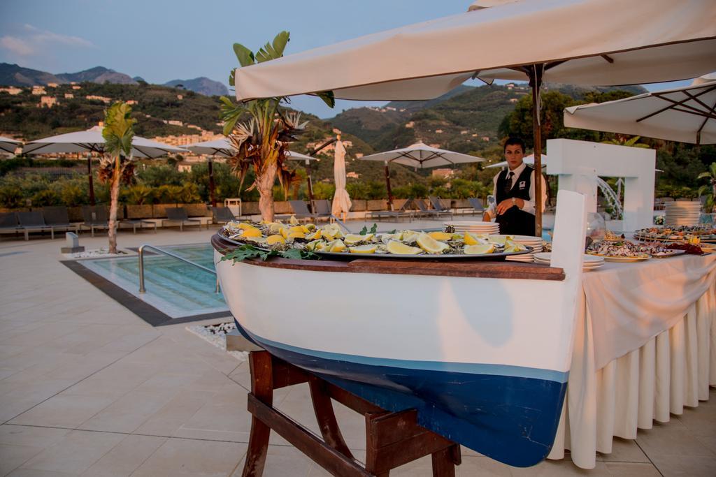 Grand Hotel Moon Valley Vico Equense Exterior foto