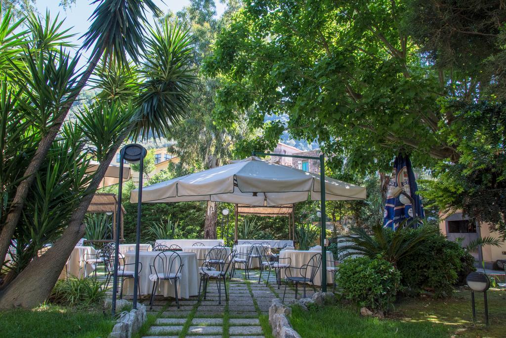 Grand Hotel Moon Valley Vico Equense Exterior foto